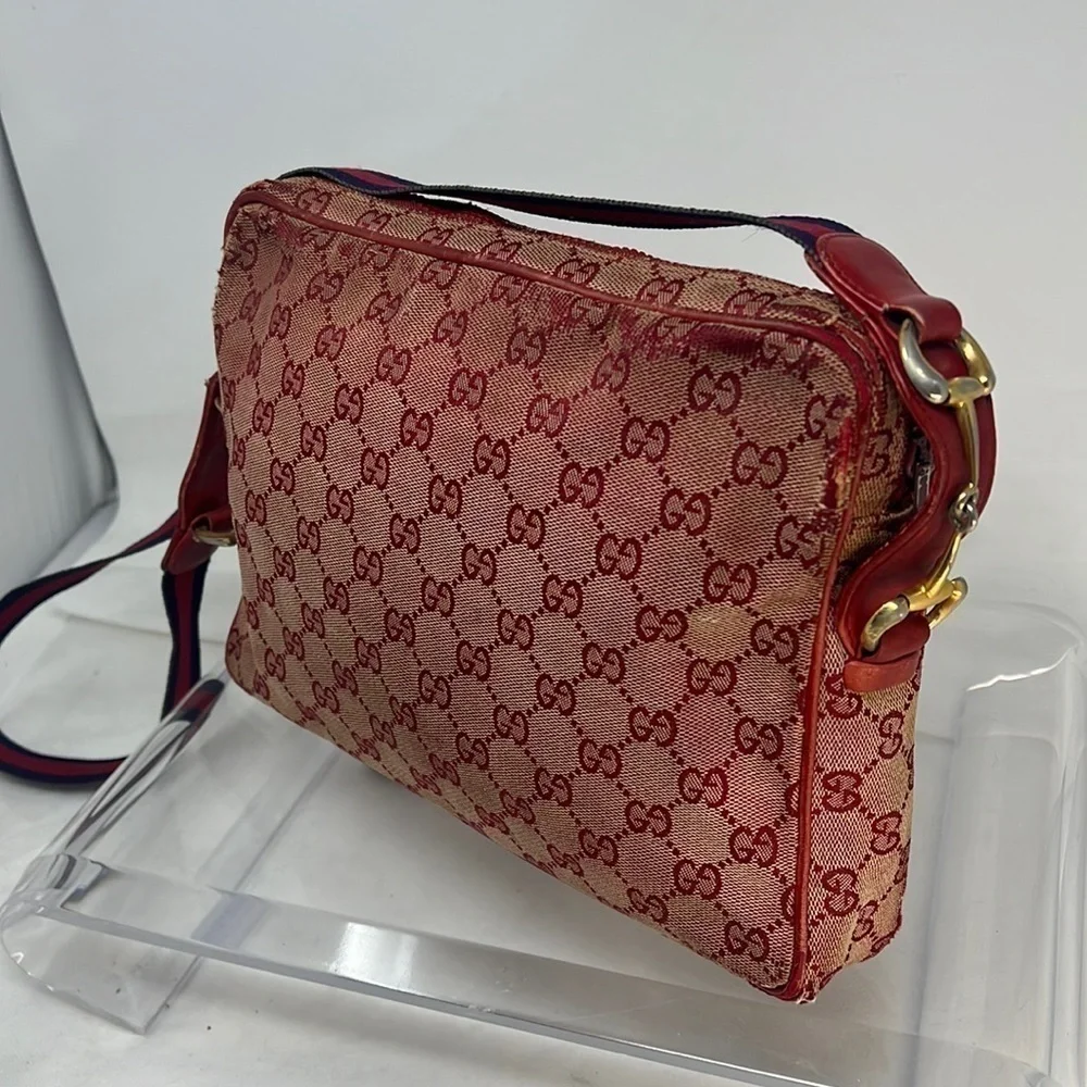 RARE VINTAGE RED GUCCI CANVAS SHOULDER BAG - Picture 5 of 14